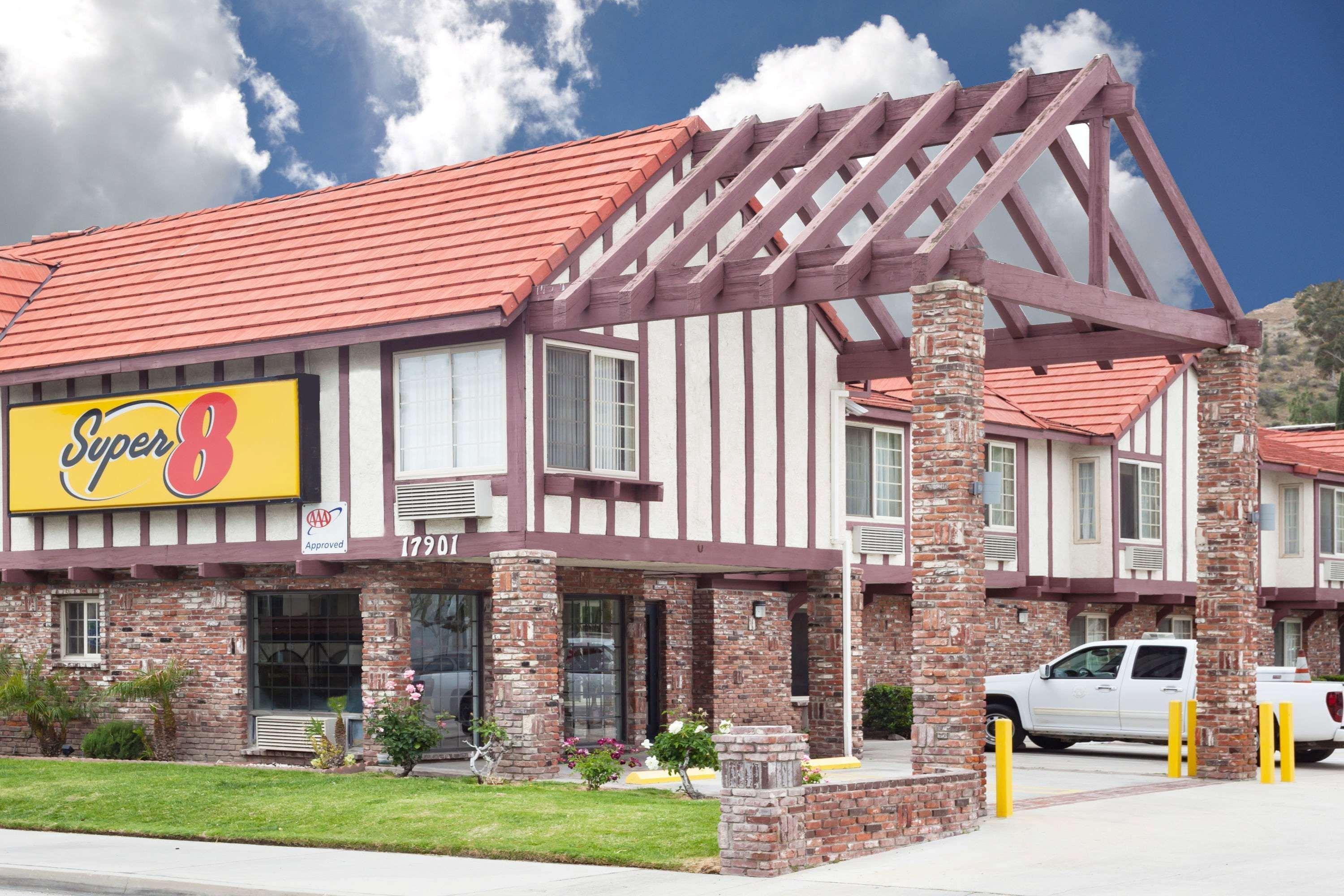 Motel Super 8 by Wyndham Santa Clarita/Valencia Exterior foto