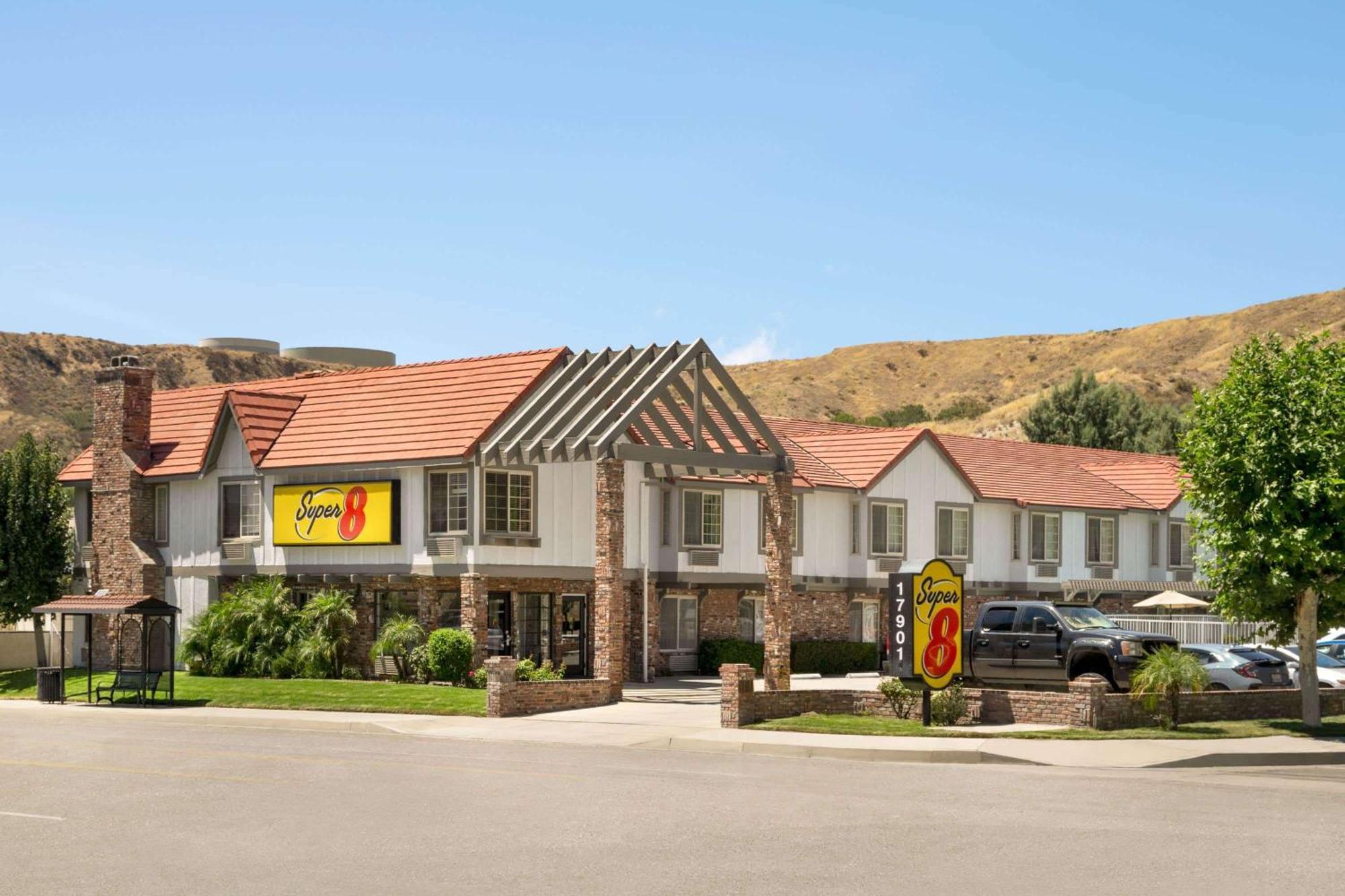 Motel Super 8 by Wyndham Santa Clarita/Valencia Exterior foto